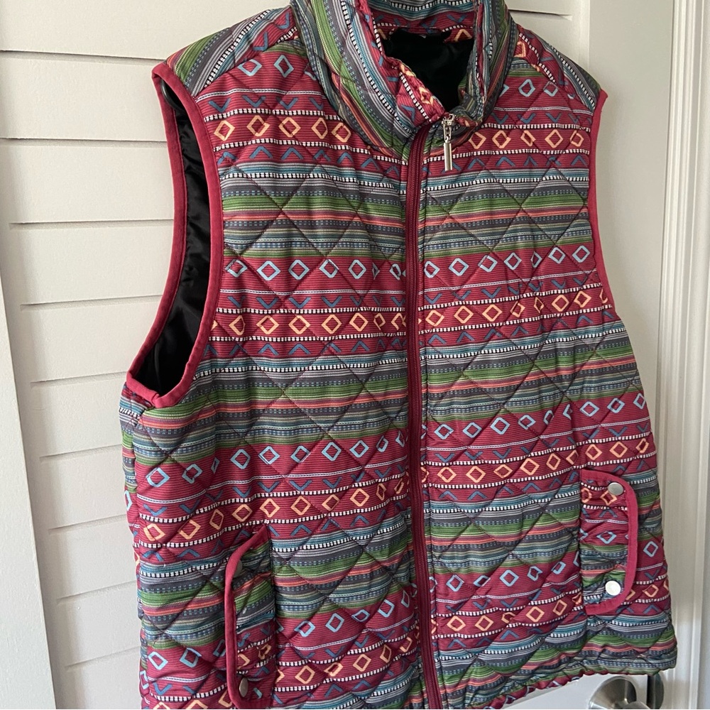 Jane Ashley Aztec Puffer Vest Size 1x - Picture 2 of 6